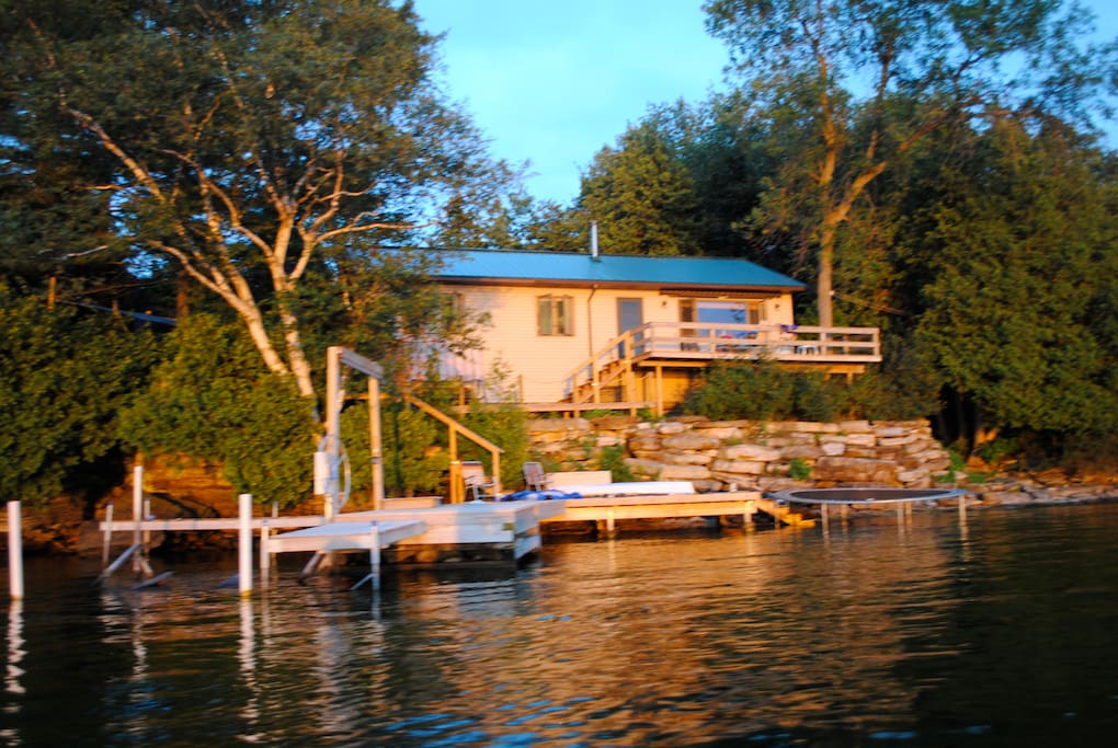 Fabulous cottage on St. Lawrence River NY Cottages for Rent in