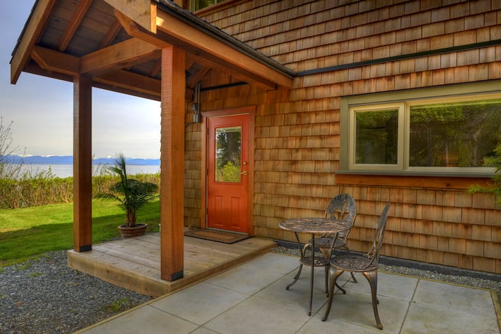 Entire home/apt in Courtenay