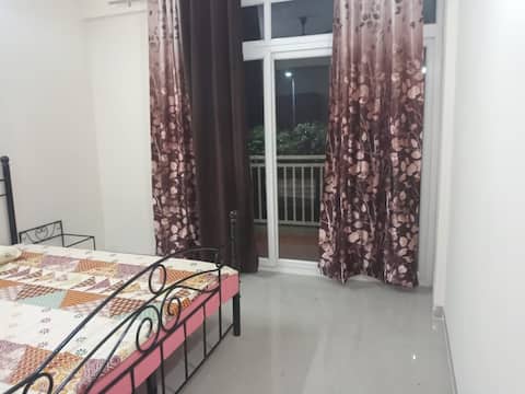 Lovely 2 bedroom rental unit with basic amenities