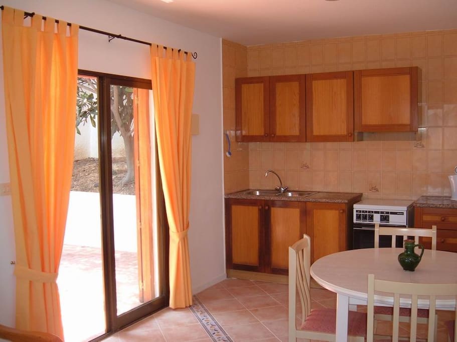 lounge-diner-kitchen