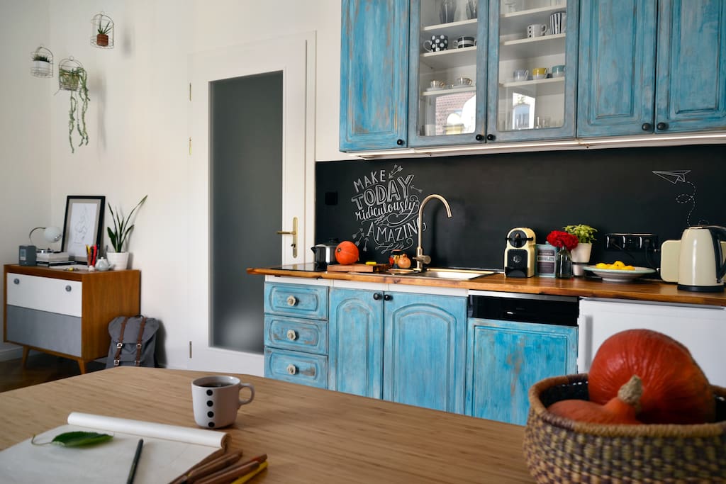 fully equipped kitchen