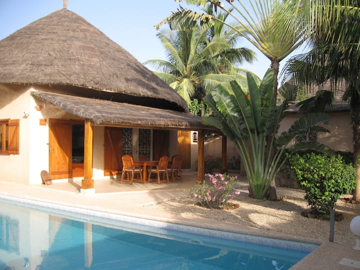 CHARMANTE VILLA A SALY