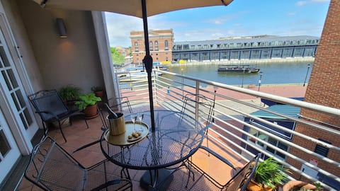 Waterfront GEM - HUGE HOME for FAM/WORK/FUN!