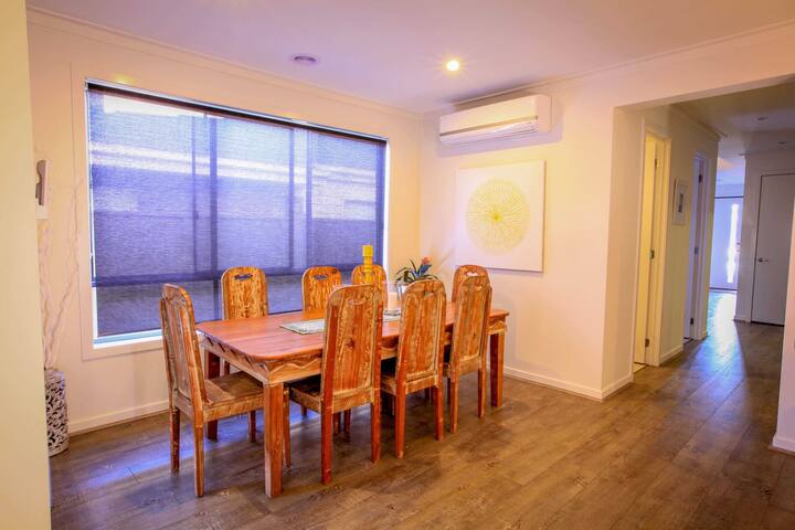 Seahaven Delight gallery image 2