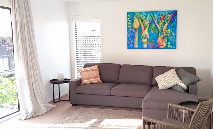 Living room fold out settee.