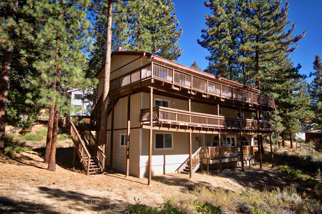 You have the entire bottom level 1500 square feet!