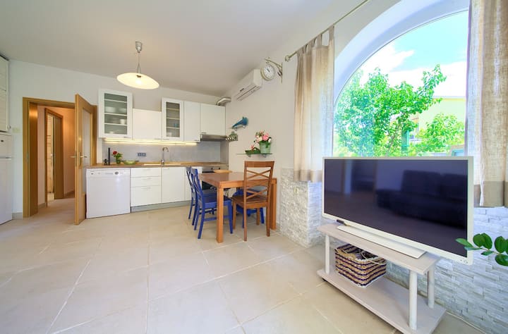 Apt Lidija With Beautiful Garden - Krk