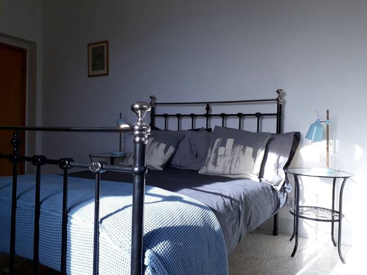 Chambre double au premier étage avec vue sur la montagne 