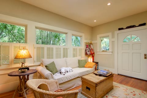 Cozy Fairfax craftsman-era bungalow