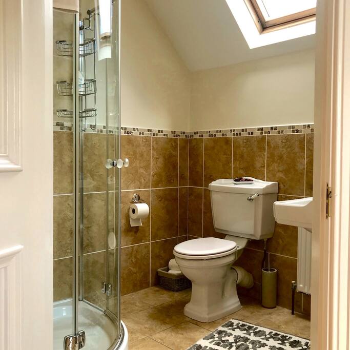 Green Room en suite