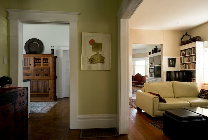 Luxurious garden oasis in the heart of SF