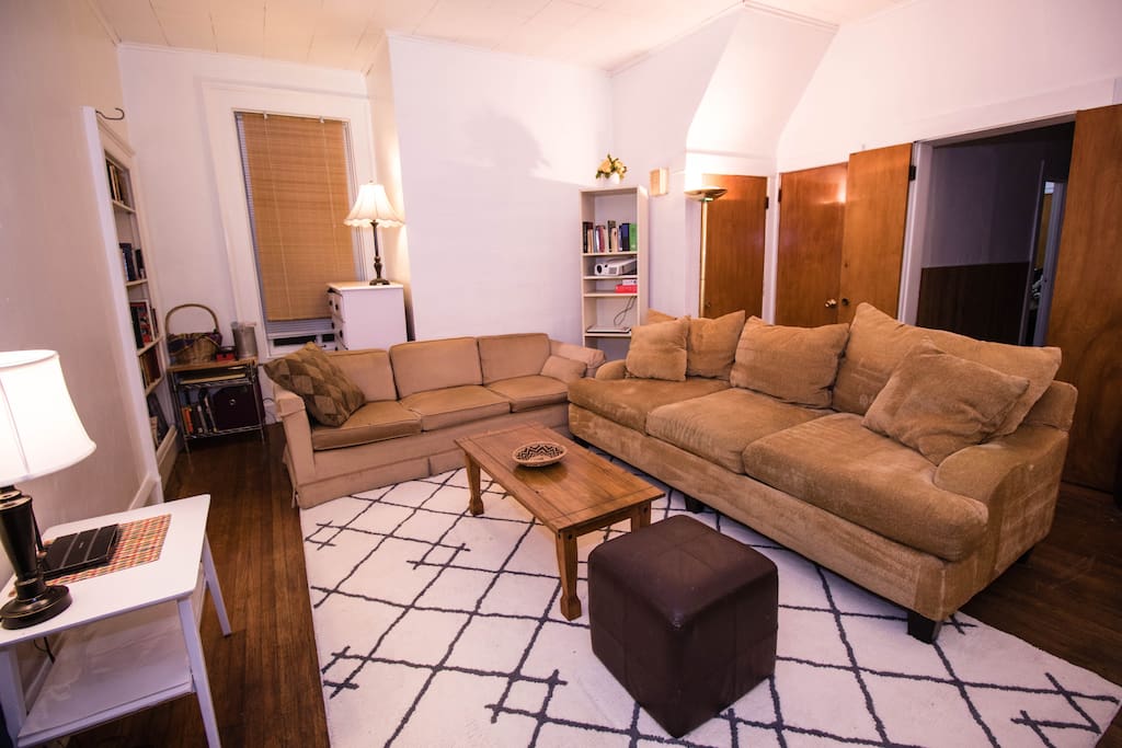 Includes a projector (VGA) for indoor movies