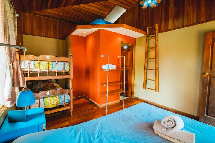 Pension Santa Elena Large Cabin
