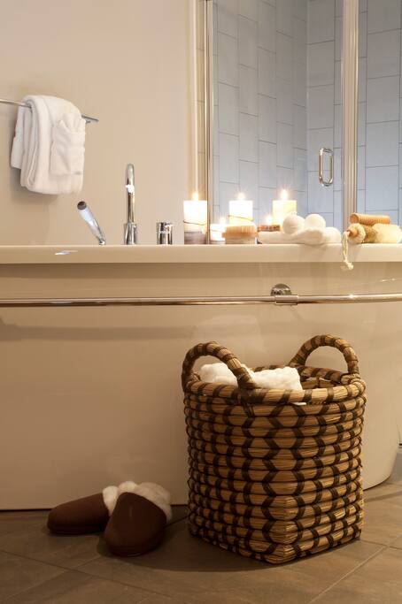 Soaker Tub - ah.....