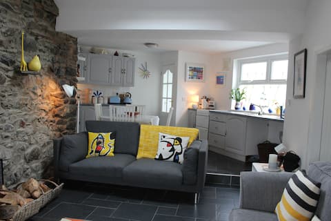 Top performing Airbnb: Cara -Na-Mara (Friend of the Sea) in Downpatrick