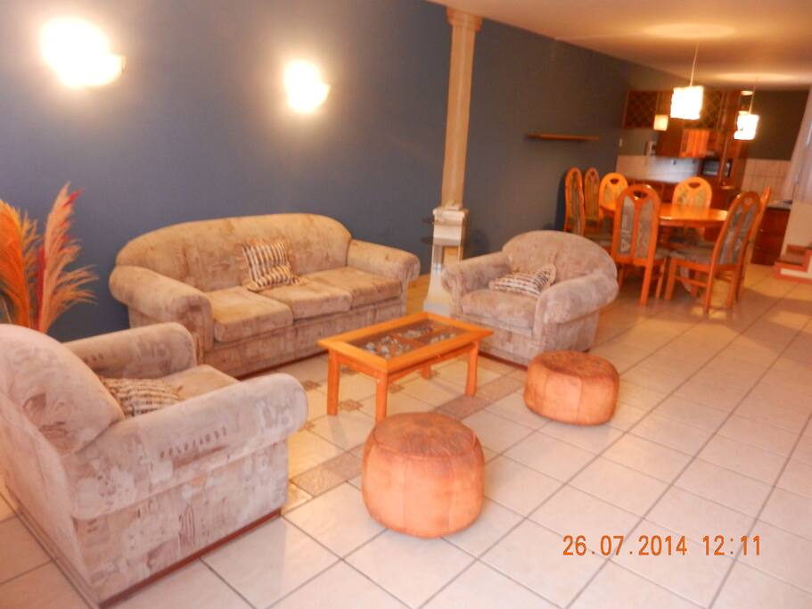 amplia sala/comedor