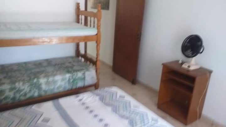 Suite 1 
cama matrimonial y litera