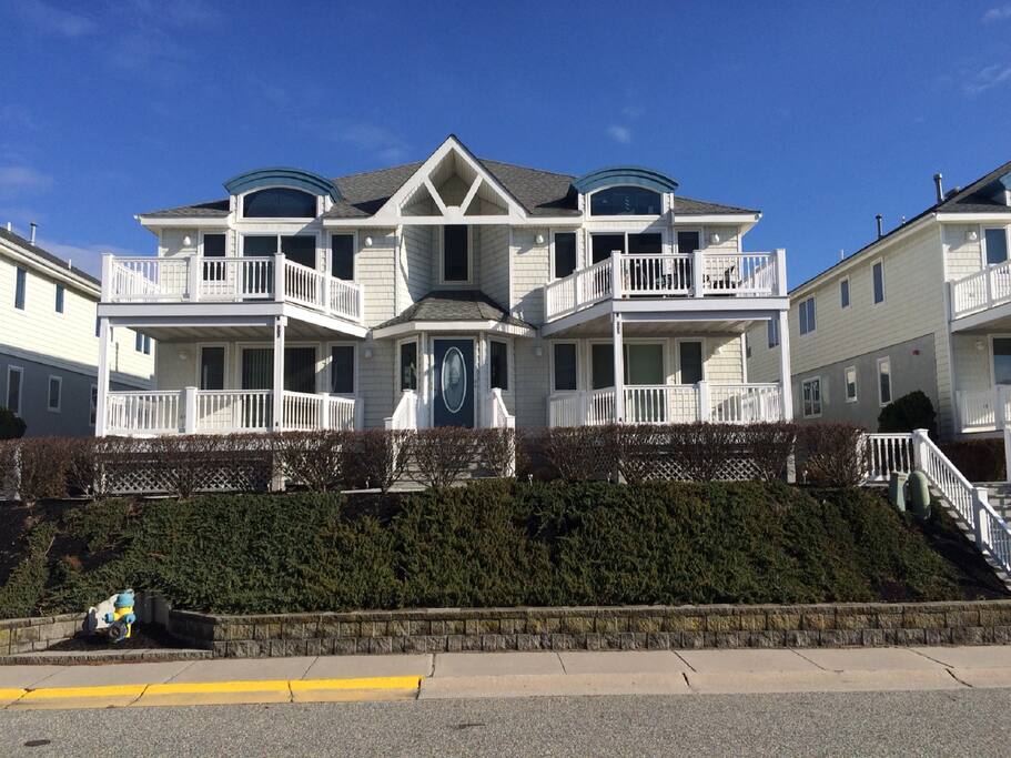 Front of the building (top right is the unit)