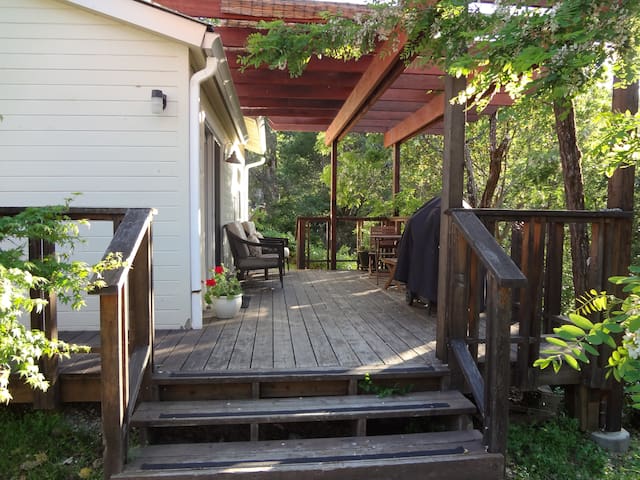 Airbnb Willow Creek Vacation Rentals Places To Stay