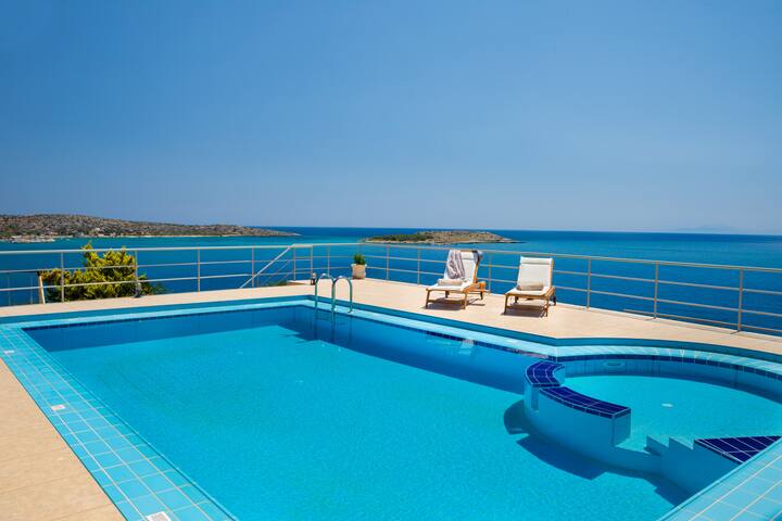 Villa Elion with Pool and Amazing Views gallery image 5