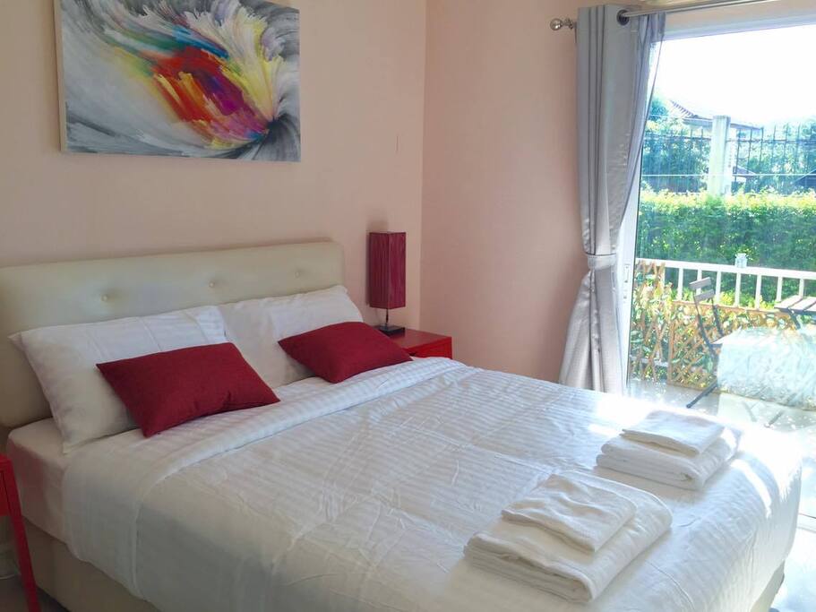 Hotel grade bed linen
