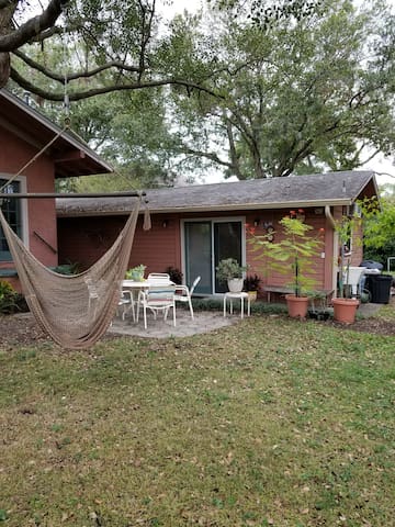 Turtle Cottage at Lake Morton