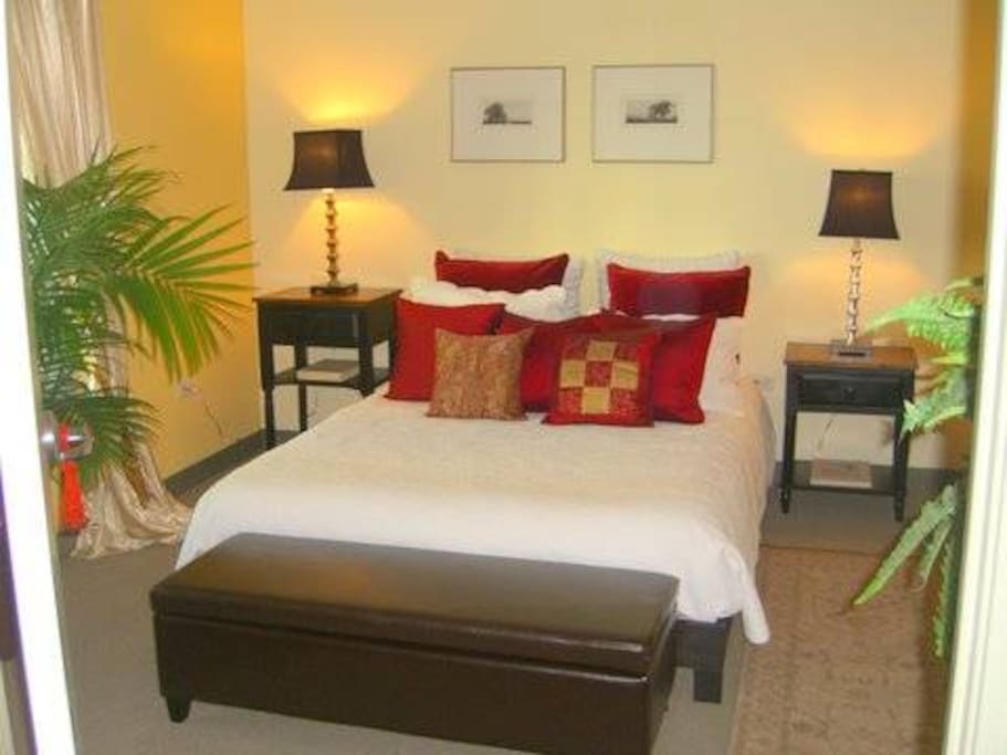 West Elm Queen; QUIET Cozy Bedroom
