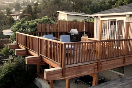 Lower Riviera with ocean/city views