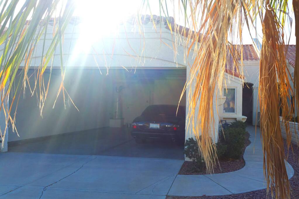 Boat Deep / Double Car Garage