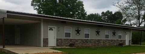 Creekside #3 - Your home away from home!