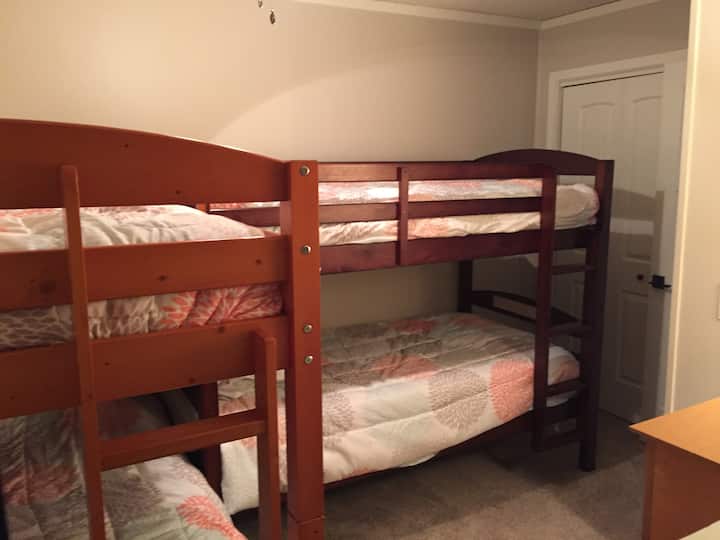 Bedroom Sleeps 4, New Mattresses