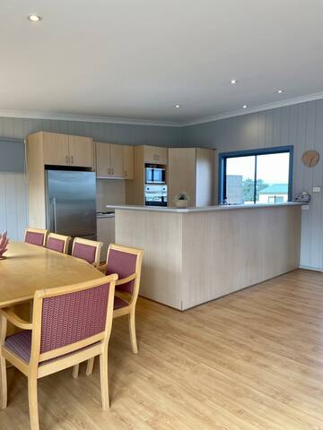 Family friendly holiday home in the heart of town gallery image 4