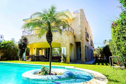 Kantaoui, villa w/pool on the beach