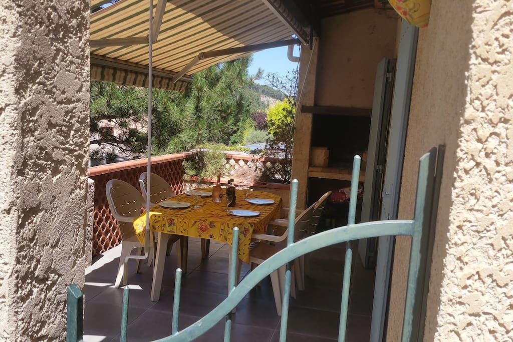 Terrasse privée pour les locataires