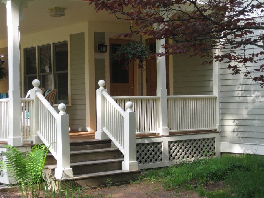 Guest entrance