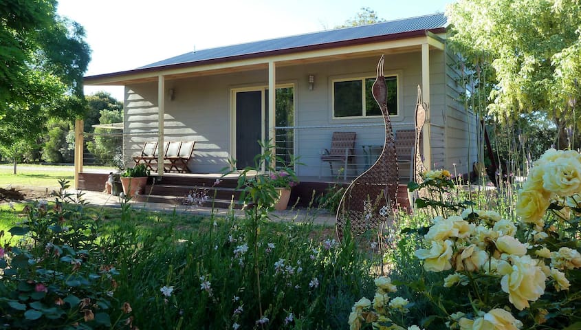 Airbnb Tongala Holiday Rentals Places To Stay Victoria