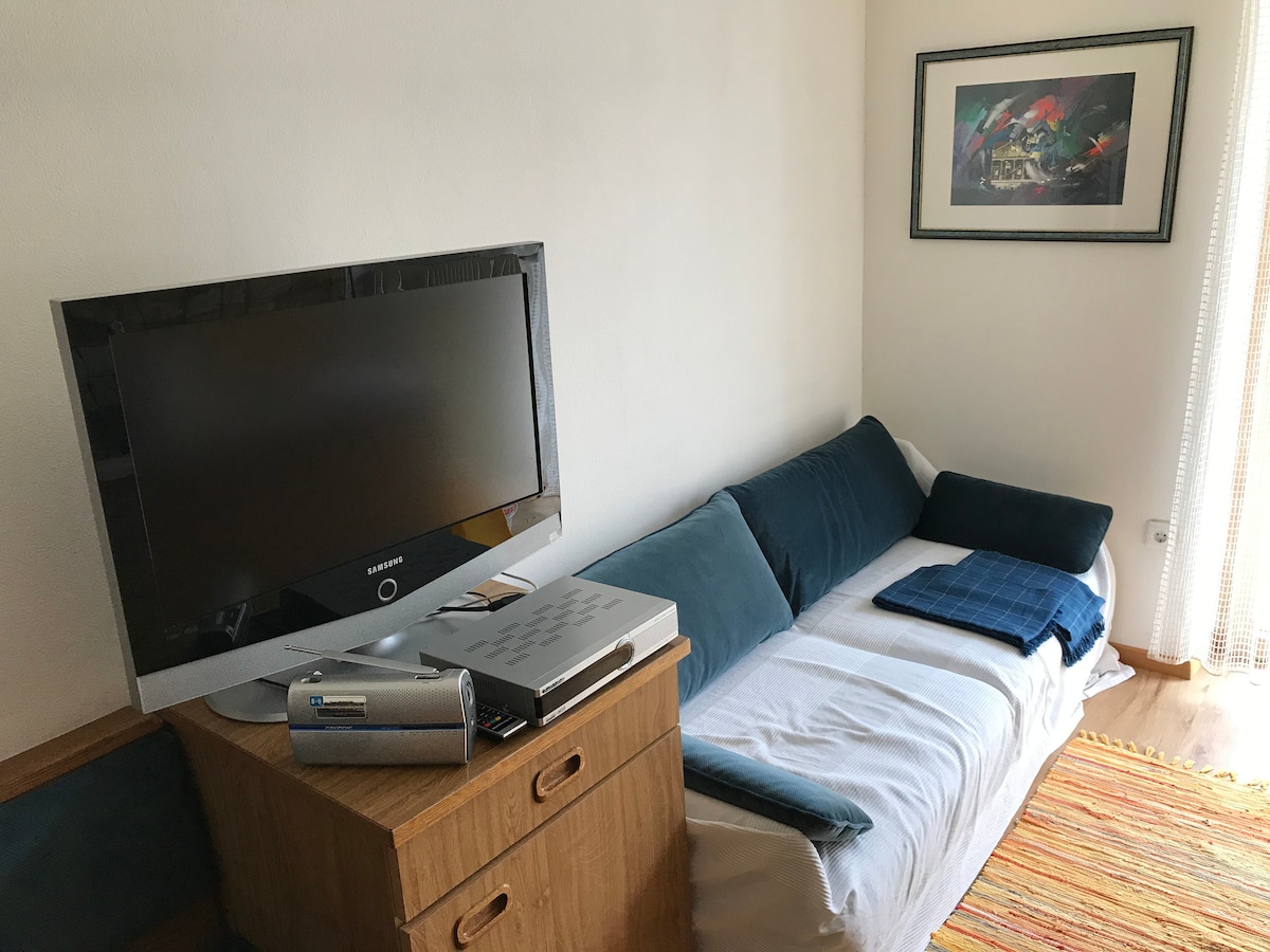 Airbnb con migliori performance: Apartment for 2-3 people with balcony and garden a Bolzano