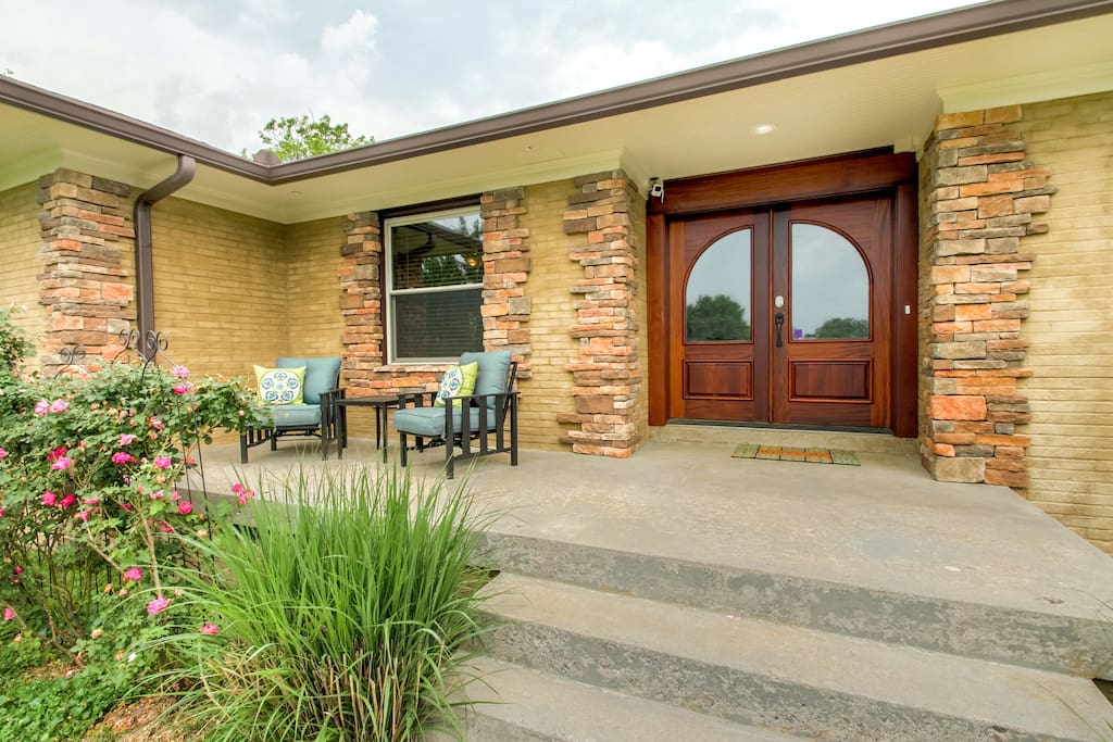 Front entrance with front patio, enjoy the sunset with plenty of open sky's.