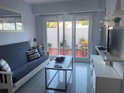 Airbnb con mejor rendimiento: Beautiful apartment 3 blocks from the sea with a garage en La Perla