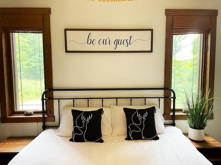 Be Our Guest-Master Fox Bedroom, accessible from main level.  King bed and single bed.
