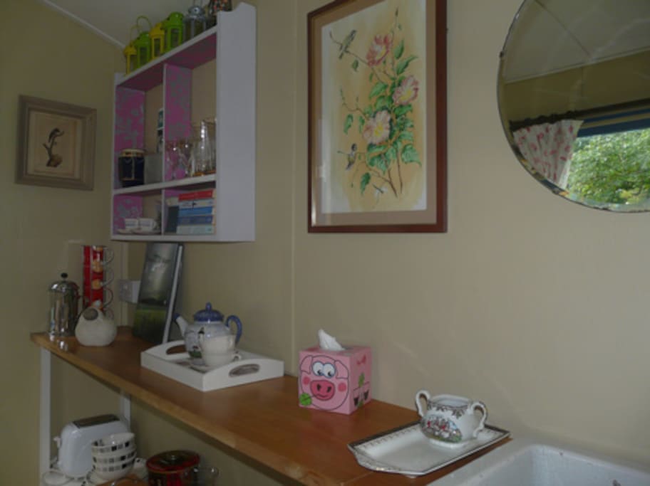 time for tea? we have full tea or coffee facilities