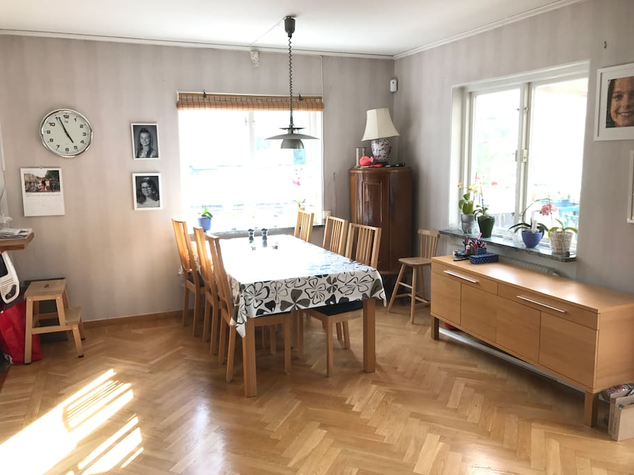 Dining hall with extendable table