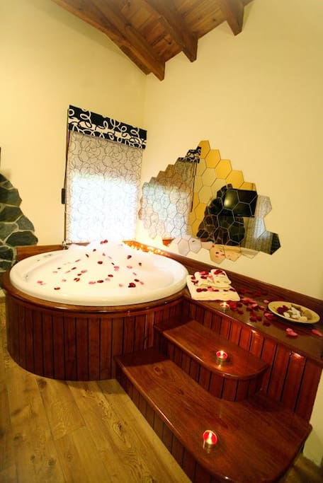 Jacuzzi