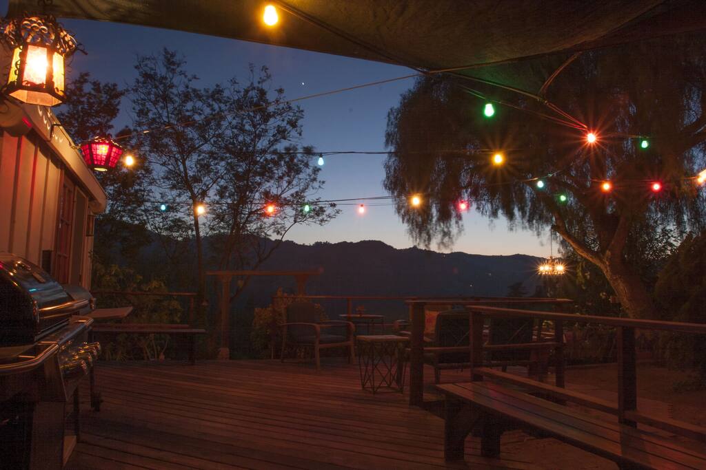 Fun to hang out at night