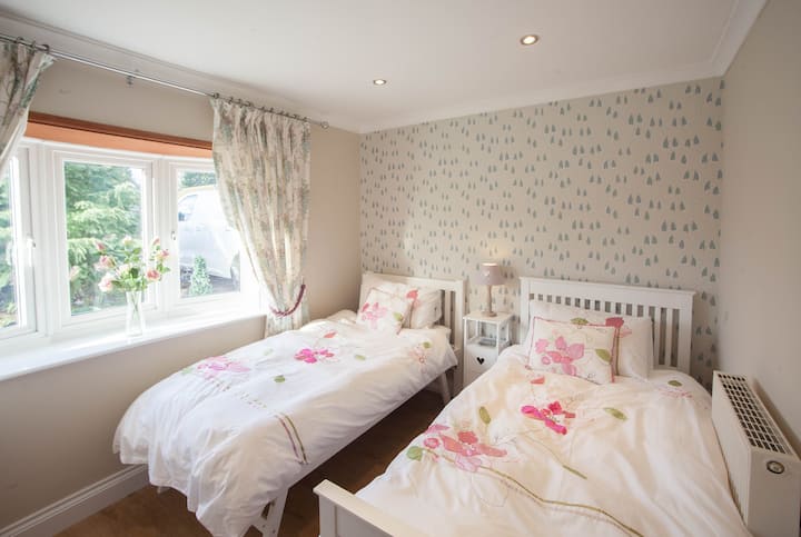 Habitación 4 con dos camas individuales