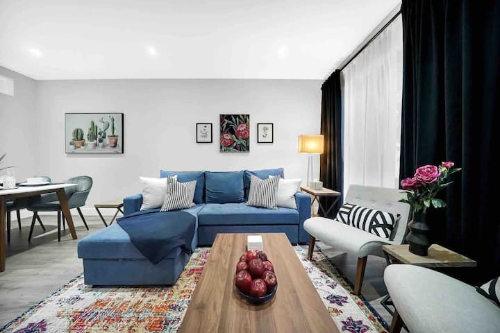 Stylish One Bedroom Apartment 15 Mins To Downtown Apartments For Rent In Vancouver British Columbia Canada