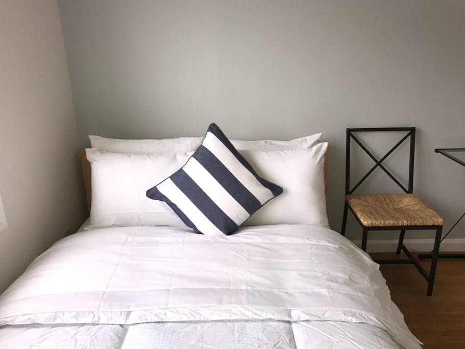 Full Size Bed