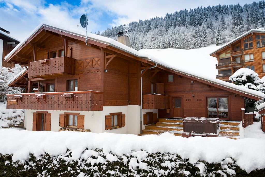 Simply Morzine - Luxury winter and summer catered chalets in Morzine