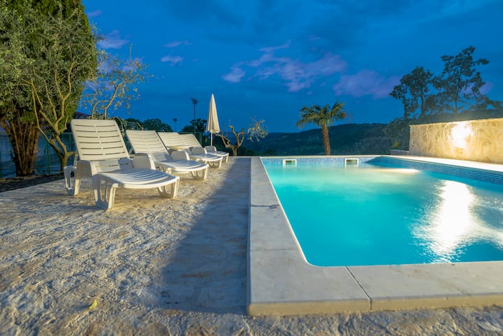 Istrian Villa with pool and great view