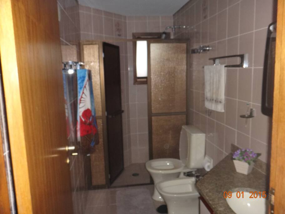 Banheiro exclusivo para o viajante/grupo.